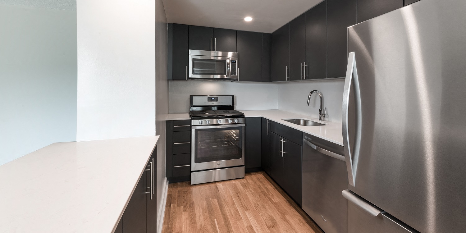 Munson Hill Apartments in Falls Church, VA